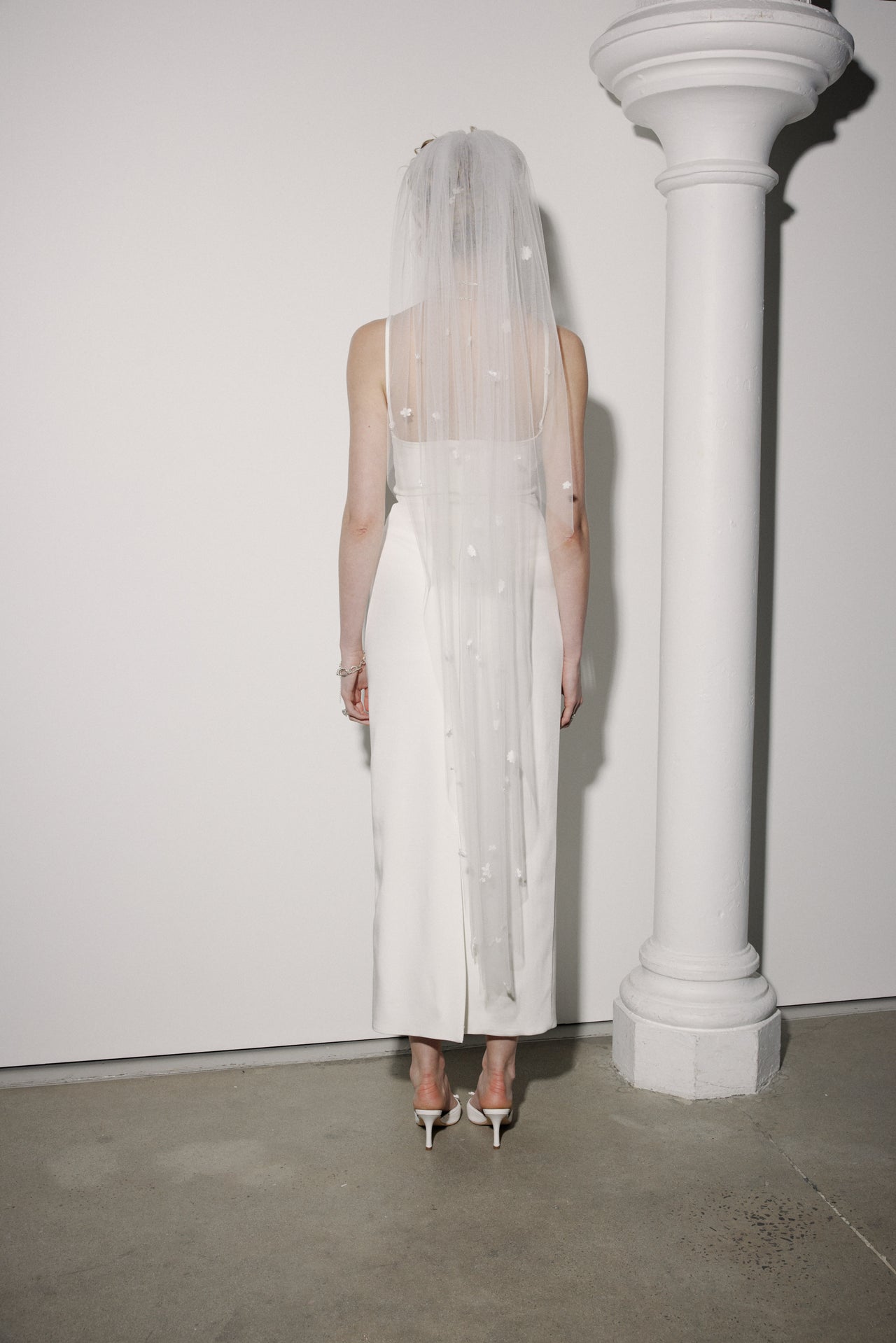 Daisy Layered Long Veil | Ivory